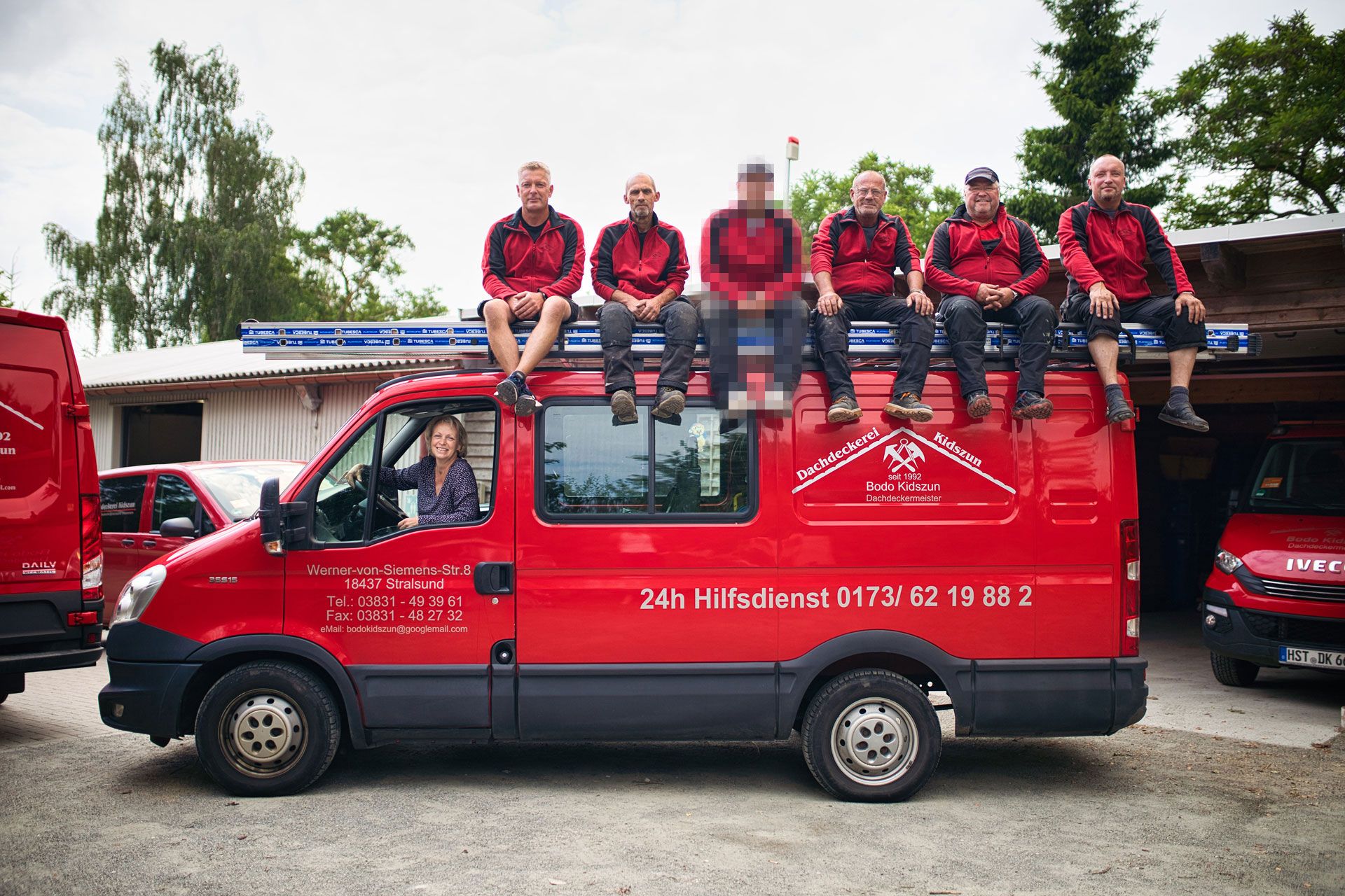 Team der Dachdeckerei Kidszun - Dachdecker Stralsund